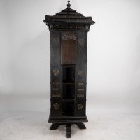 Seymour Easton. a Gothic Revival Ebonized Tabard Inn Library Revolving Bookcase. - Thumbnail 3