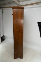 Shapland and Petter. A quality Glasgow style Arts and Crafts oak Hall cupboard - Thumbnail 3