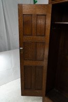 Shapland and Petter. A quality Glasgow style Arts and Crafts oak Hall cupboard - Thumbnail 30