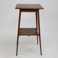 Waring and Gillow. a Good Quality Little Arts and Crafts Oak Side Table - Thumbnail 3