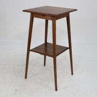 Waring and Gillow. a Good Quality Little Arts and Crafts Oak Side Table - Thumbnail 4