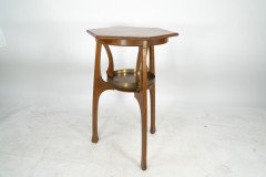 Gustave Serrurier- Bovy Style, an Oak Secessionist Side Table with Octagonal Top - Thumbnail 2
