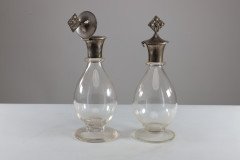Greenwood & Watts. Pair of Gothic Revival Silver Mounted Glass Communion Cruets - Thumbnail 3