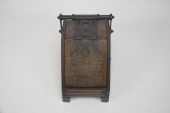 Benham & Froud, Designed by Dr C. Dresser – Gothic Revival Oak Coal Scuttle - Thumbnail 3