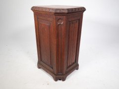 A. W. N Pugin Style of a Gothic Revival Oak Coal Purdonium with Linenfold Carving - Thumbnail 8