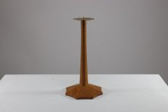 Edward Barnsley, a Pair of Arts & Crafts Oak Candlesticks with Spider Web Bases - Thumbnail 4