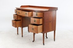 Waring and Gillow. an Arts and Crafts Bow Fronted Kneehole Twin Pedestal Desk - Thumbnail 3