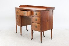 Waring and Gillow. an Arts and Crafts Bow Fronted Kneehole Twin Pedestal Desk - Thumbnail 4