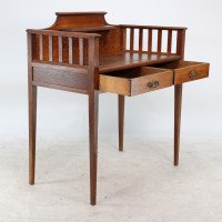 Wylie and Lochhead (attributed). a Good Arts and Crafts Oak Desk with a New Leather Writing Area - Thumbnail 5