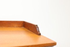Waring and Gillow. an Arts and Crafts Bow Fronted Kneehole Twin Pedestal Desk - Thumbnail 18