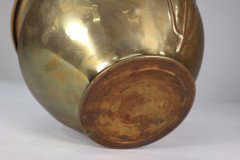 Margaret Gilmour School. A Glasgow-Style Brass Planter with Stylised Floral Detail - Thumbnail 9