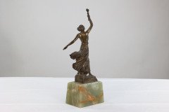 B V Fernandez. an Art Deco Bronze Figure on an Onyx Base - Thumbnail 3