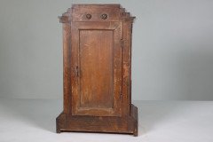 A Continental Arts & Crafts Oak Mantle Clock with Carved Stylised Glasgow Roses - Thumbnail 8
