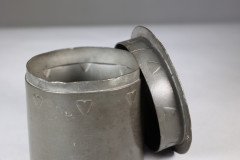 Liberty and Co. an Arts and Crafts Pewter Biscuit Barrel - Thumbnail 8