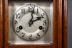 A Continental Arts & Crafts Oak Mantle Clock with Carved Stylised Glasgow Roses - Thumbnail 20