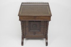 B Talbert for Gillows Aesthetic Movement Davenport with Central Carved Rosette - Thumbnail 2