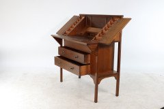 G. M. Ellwood for J. S. Henry. an Arts & Crafts Oak Writing Desk - Thumbnail 4