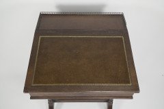 B Talbert for Gillows Aesthetic Movement Davenport with Central Carved Rosette - Thumbnail 10