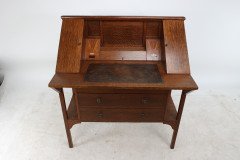 G. M. Ellwood for J. S. Henry. an Arts & Crafts Oak Writing Desk - Thumbnail 7