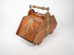 Dr. C. Dresser for Benham & Froud. An Aesthetic Movement Oak Coal Box with Brass Hinges - Thumbnail 6