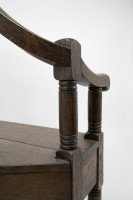 Arts & Crafts Inlaid Oak Settle Probably Commissioned by Sir Samuel Morton - Thumbnail 6