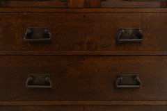 Arts & Crafts Oak Linen Press by Liberty and Co with Fleur De Lys carved details - Thumbnail 8
