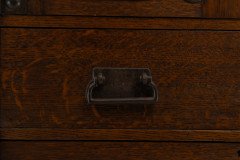Arts & Crafts Oak Linen Press by Liberty and Co with Fleur De Lys carved details - Thumbnail 20