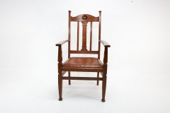 English Arts & Crafts Oak Armchair with a Carved Mouse Inset to the Headrest - Thumbnail 2