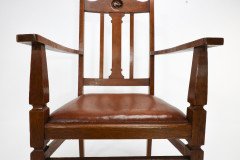 English Arts & Crafts Oak Armchair with a Carved Mouse Inset to the Headrest - Thumbnail 17