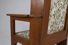 E G Punnett, attributed. Probably by William Birch & Retailed by Goodyers. An Arts & Crafts Oak Wing Back Hall Armchair - Thumbnail 17