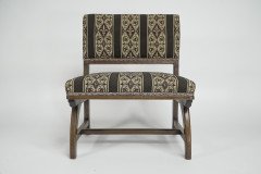 E. W. Pugin (Attributed) – Gothic Revival Oak Duet Chair with Wide Seat - Thumbnail 3