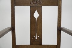 Liberty and Co attributed. A set of six Glasgow Style oak dining chairs - Thumbnail 17
