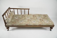 Philip Webb for Morris and Co Attributed. a Large Aesthetic Movement Bobbin Turned Satinwood Chaise Lounge - Thumbnail 4
