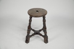 An Aesthetic Movement Elm Stool with a ' S' Handle, and a Wild Grain to the Seat. - Thumbnail 3