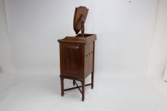 Morris and Co. a Fine Quality Arts & Crafts Walnut Wash or Shaving Stand - Thumbnail 6