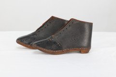 Victorian, c.1870 Handmade Leather Baby Shoes - Thumbnail 4