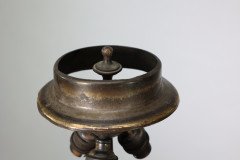 Jesson Birkett (attributed). An Arts and Crafts hand hammered copper standard floor lamp - Thumbnail 6