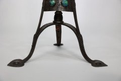 Jesson Birkett (attributed). An Arts and Crafts hand hammered copper standard floor lamp - Thumbnail 13