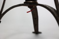 Jesson Birkett (attributed). An Arts and Crafts hand hammered copper standard floor lamp - Thumbnail 14
