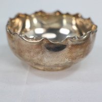 Hukin & Heath (Dr. C. Dresser Style) – Silver-Plated Sugar Bowl and Sifting Spoon - Thumbnail 5