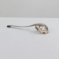 Hukin & Heath (Dr. C. Dresser Style) – Silver-Plated Sugar Bowl and Sifting Spoon - Thumbnail 11