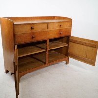 Ambrose Heal – Arts and Crafts Oak Cottage Sideboard or Dresser - Thumbnail 5