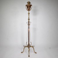 WAS Benson. An Arts & Crafts Copper and Brass Telescopic Standard Oil Lamp - Thumbnail 5