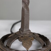 Arts and Crafts Pair of Hand Wrought and Twisted Iron Table Lamps (c.1900) - Thumbnail 12