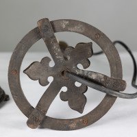 Arts and Crafts Pair of Hand Wrought and Twisted Iron Table Lamps (c.1900) - Thumbnail 14