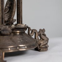 Elkington. An Exhibition Quality Aesthetic Movement Silver Plated Oil Lamp. - Thumbnail 15