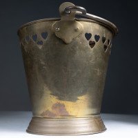 C. F. A. Voysey In the Style of – Arts & Crafts brass champagne bucket - Thumbnail 15