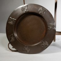 Arts and Crafts – Copper Cake Stand with Three Matching Plates, c.1910 - Thumbnail 11