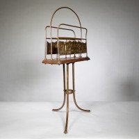 Townshends Birmingham Brassfounders – Arts and Crafts Revolving Tripod Magazine Rack - Thumbnail 4