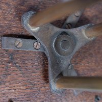 Townshends Birmingham Brassfounders – Arts and Crafts Revolving Tripod Magazine Rack - Thumbnail 18